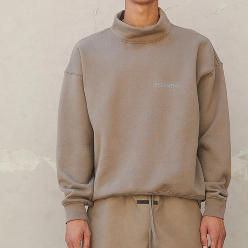 BRAND NEW WITH TAGs!! Mens Essentials Fear Of God Mock Neck Sweatshirt MED SIZE.